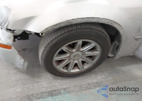 2005 Chrysler 300C from USA, damaged, VIN 2C3JA63H95H630712